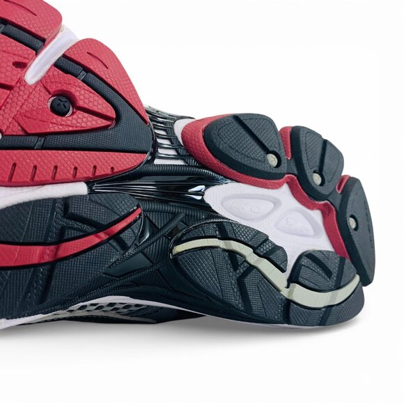 Saucony ProGrid Omni 9 OG White Silver Red Men\'s Shoes Sneakers S70739-1 main image 5